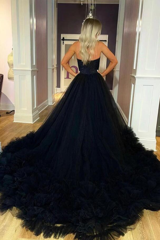 Black sweetheart long train wedding dress,fluffy prom dress ball gown