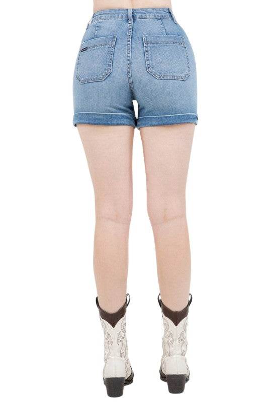 Willow Denim Short in Light wash