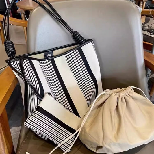 Autumn and winter tote bag, bucket bag female large capacity, commuter bag weaving shoulder, armpit bag large