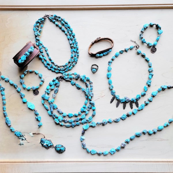 Chunky Blue Turquoise Beaded Bracelet