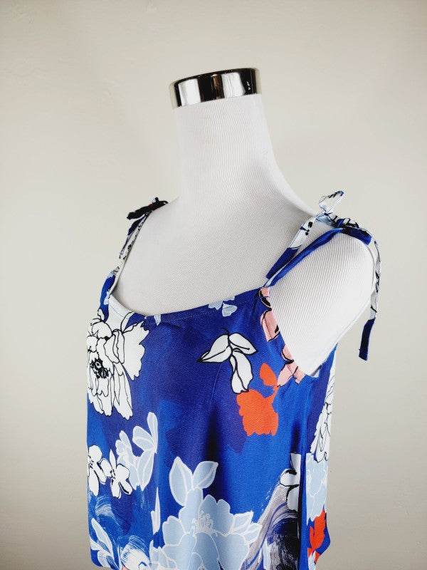 TANK TOP WITH ADJUSTABLE STRAPS