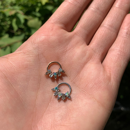 16G 5/16 Aurora CZ Gem Fan Hinged Segment Ring