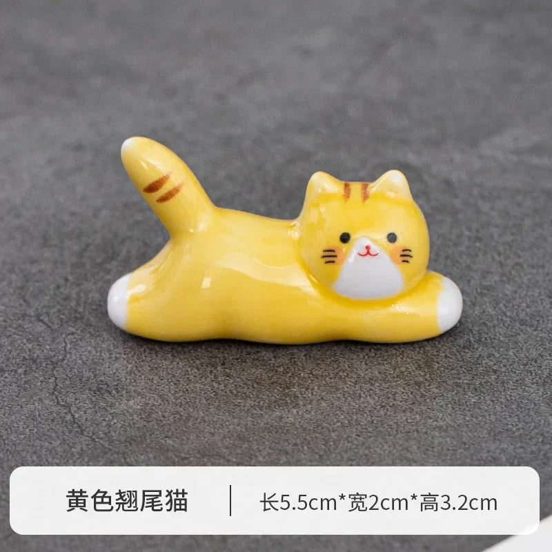Japanese Style Underglaze Ceramic Cute Cat Chopstick Holder Tableware Restaurant Simple Oval Spoon Bracket Utensil for Kitchen
