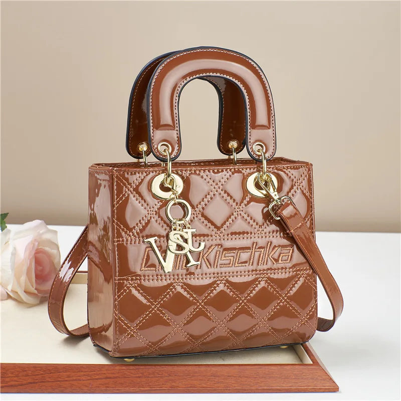 Luxury Brand Designer Daifei Bag | Fashionable New Women's Handbag & Versatile Classic Shoulder & Crossbody Bag (High-Quality)