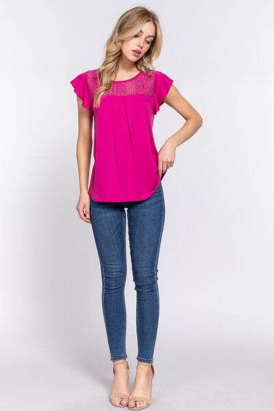ACTIVE BASIC Ruffle Lace Knit Top with Short Sleeves and Lace Detail