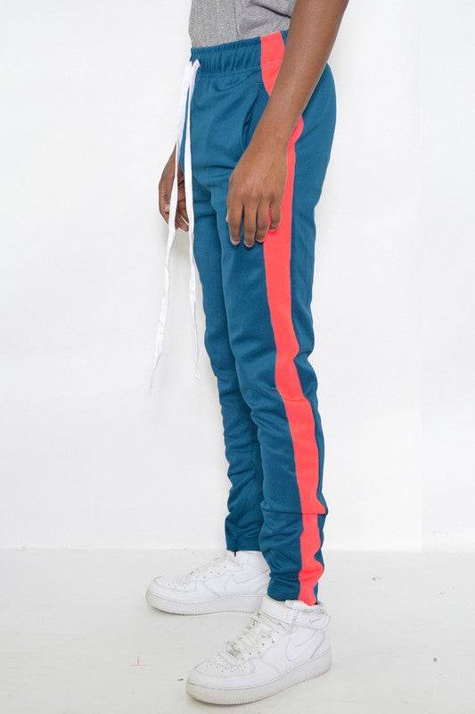 SLIM FIT SINGLE STRIPE TRACK PANT