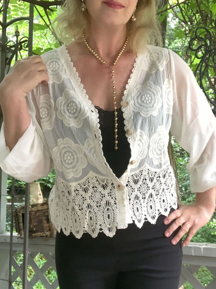 Ladies Hollowed Out Lace Cardigan V Neck Chiffon Sleeve Shirt Sun Protective Top