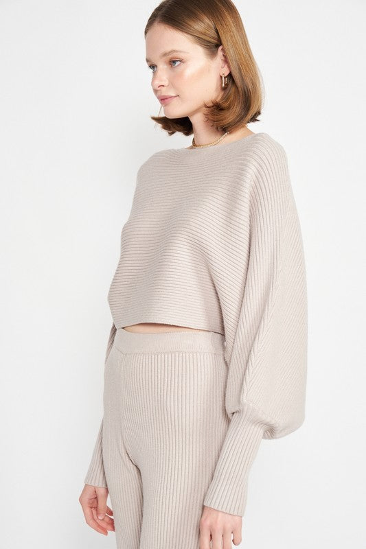 DOLMAN SLEEVE CROPPED SWEATER
