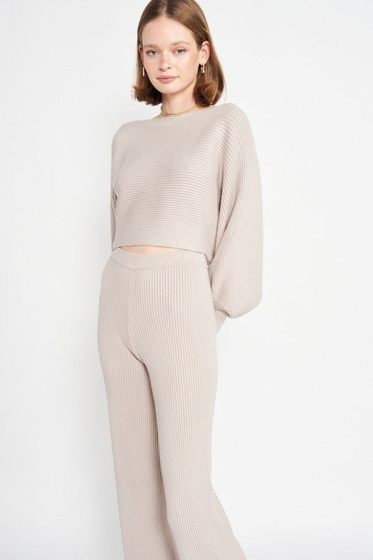 DOLMAN SLEEVE CROPPED SWEATER