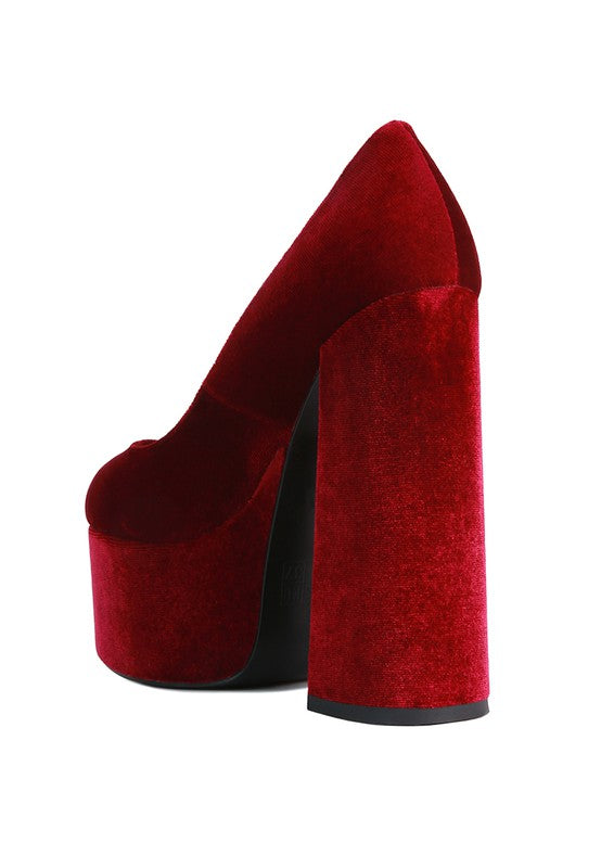 Old Novelty Platform Heel Velvet Pumps