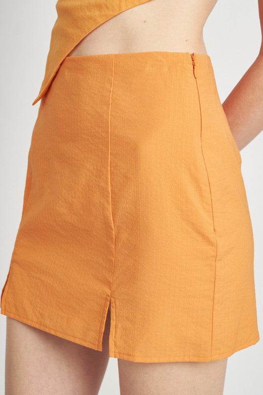 HIGH WAIST MINI SKIRT WITH SLITS