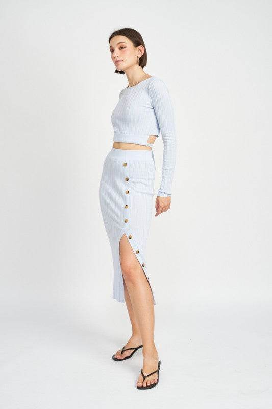 MIDI SKIRT WTIH SIDE BUTTON DETAIL