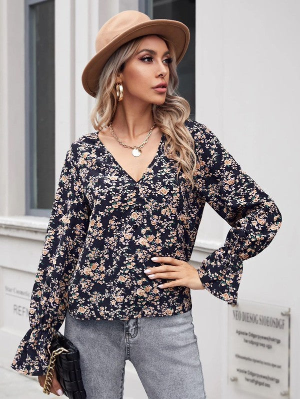 Long sleeve floral top