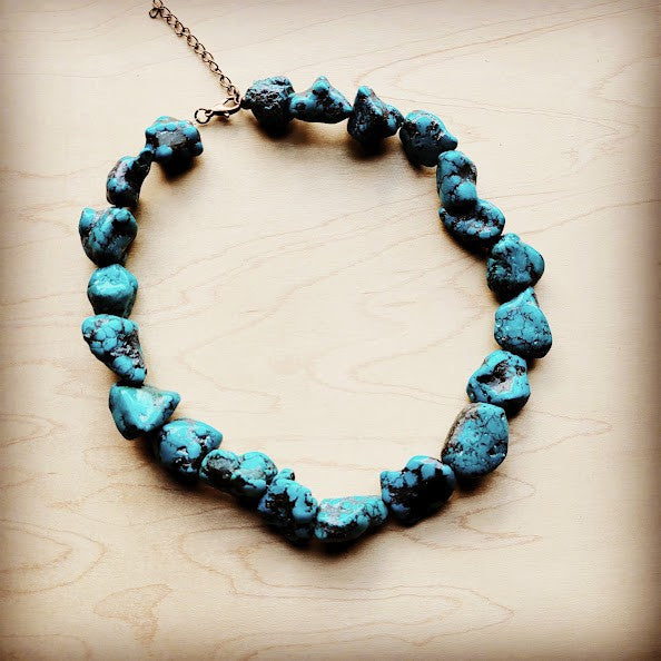 Chunky Blue Turquoise Collar Length Necklace 255y