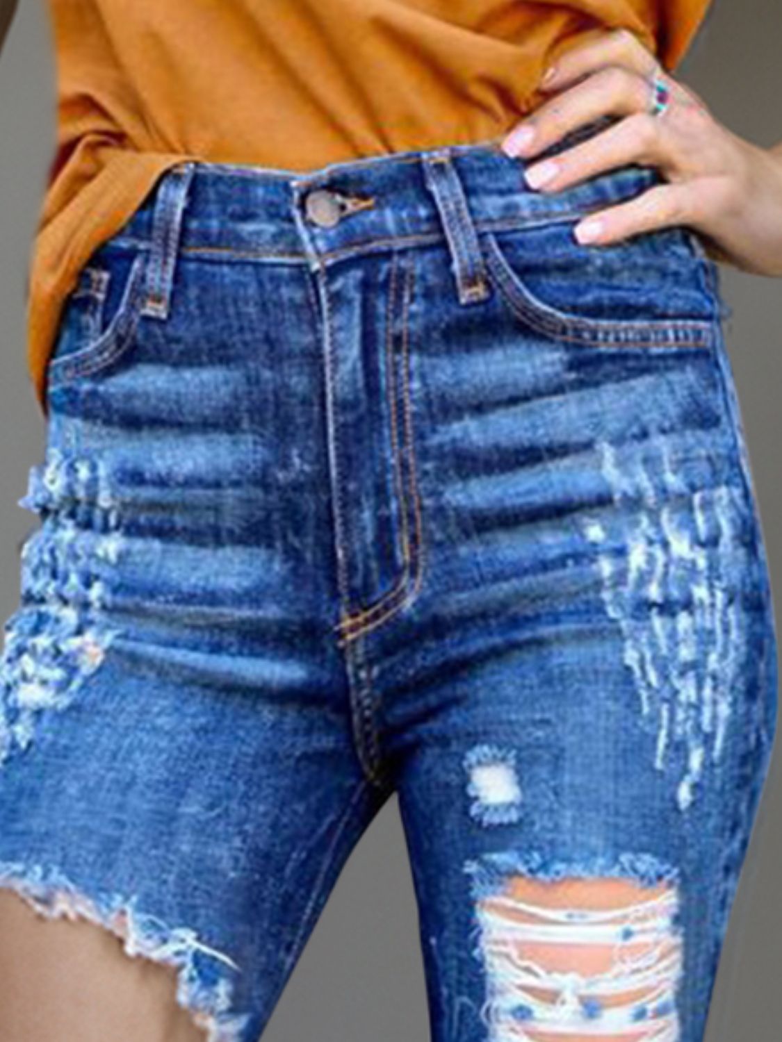 Raw Hem Distressed B-cut Jeans