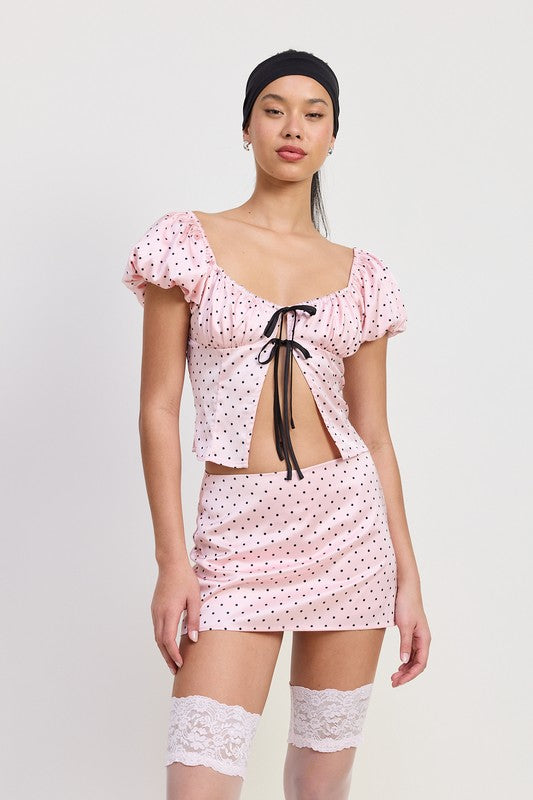 SQAURED NECK POLKA DOT BUBBLE SLEEVE TOP