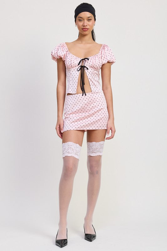 SQAURED NECK POLKA DOT BUBBLE SLEEVE TOP