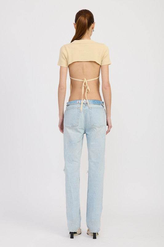 COLLARED SHORT SLEEVE TOP WITH OPEN BACK