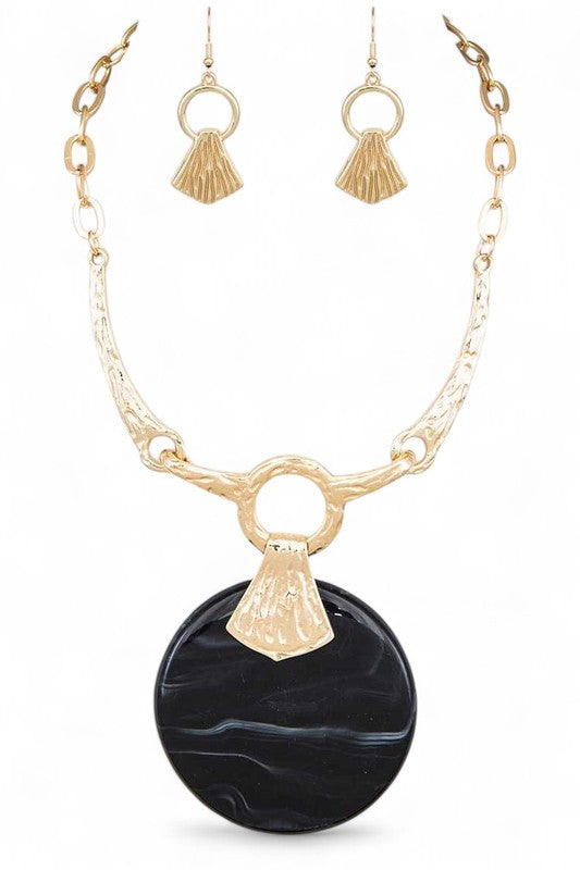 Oversize Faux Stone Resin Pendant Necklace Set