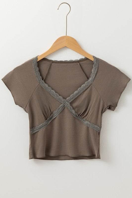 Lace Splicing Criss Cross Slim Fit V Neck T Shirt