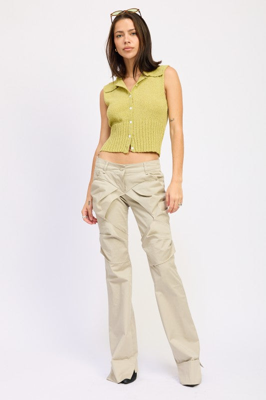 SLEEVELESS BUTTOM UP TOP