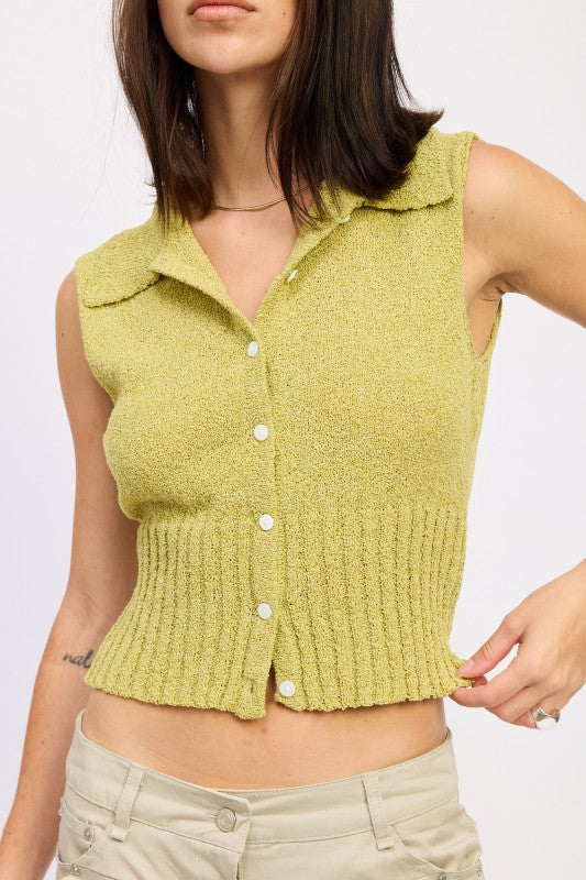 SLEEVELESS BUTTOM UP TOP