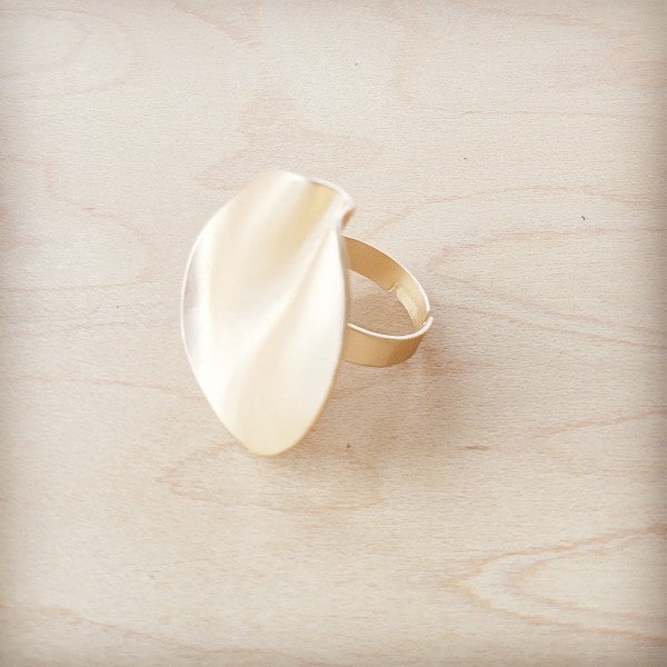 Matte Gold Electroplate Wavy Disc Ring