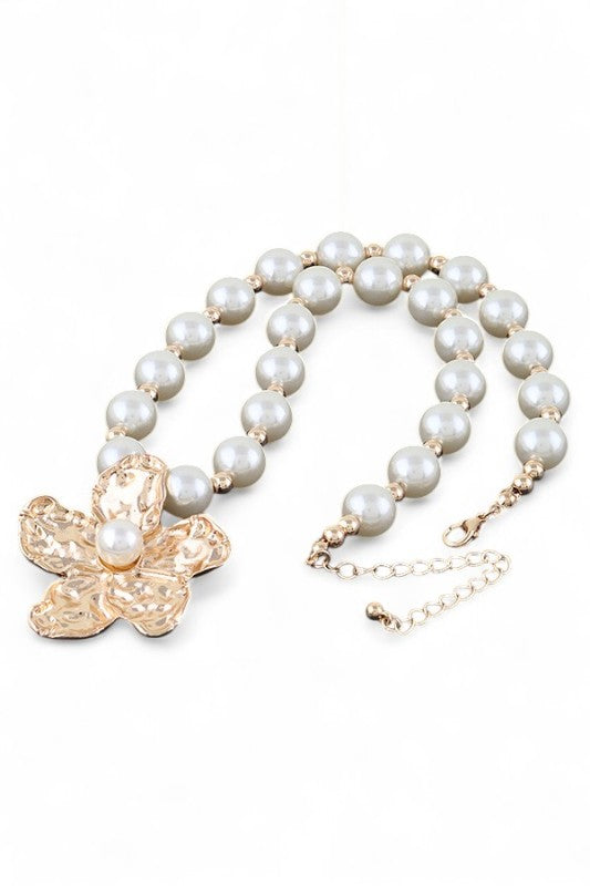 Metal Flower Pendant Statement Pearl Necklace