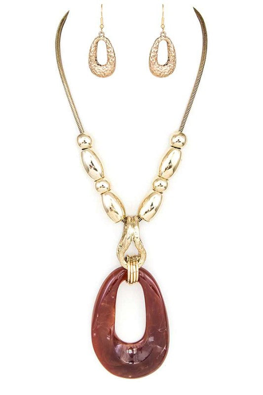 Oversize Teardrop Resin Pendant Necklace Set