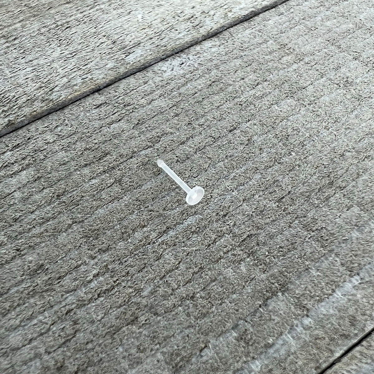 20G Clear Flat Bioplast Nose Retainer