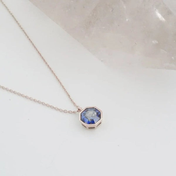Ode to Rose Necklace