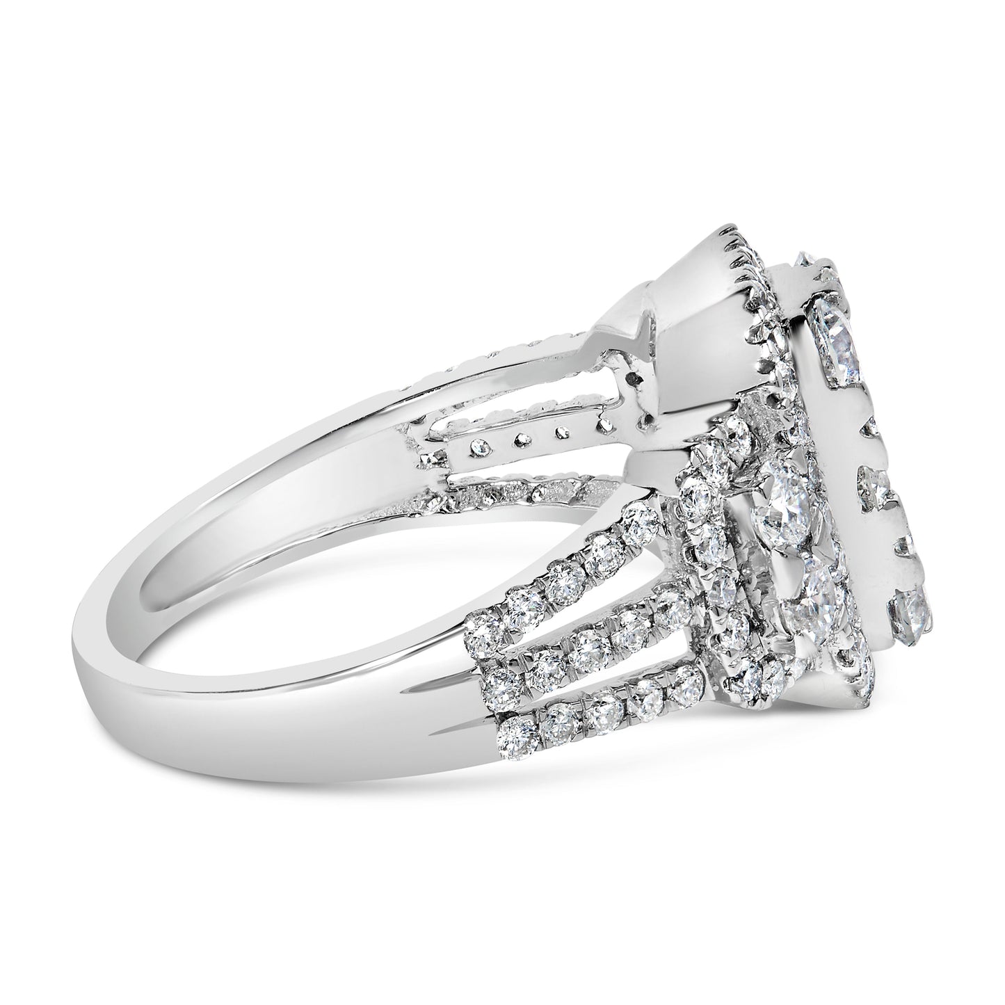 14K White Gold 2 1/4 Cttw Diamond Cocktail Cluster Ring (G-H Color, SI2-I1 Clarity) - Size 7