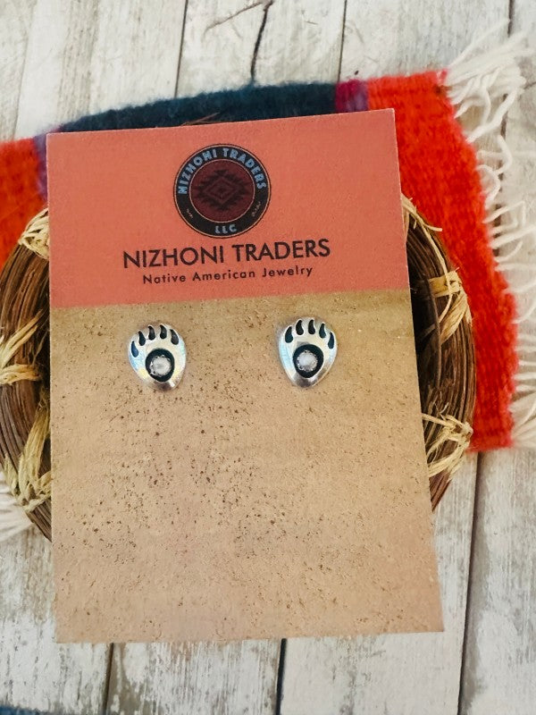 Navajo Howlite & Sterling Silver Bear Paw Stud Ear