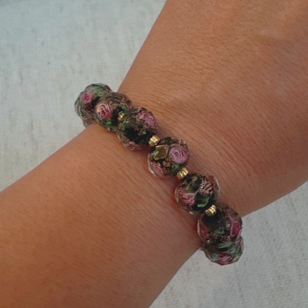 Vintage Rose Glass Bead Stretch Bracelet – Elegant