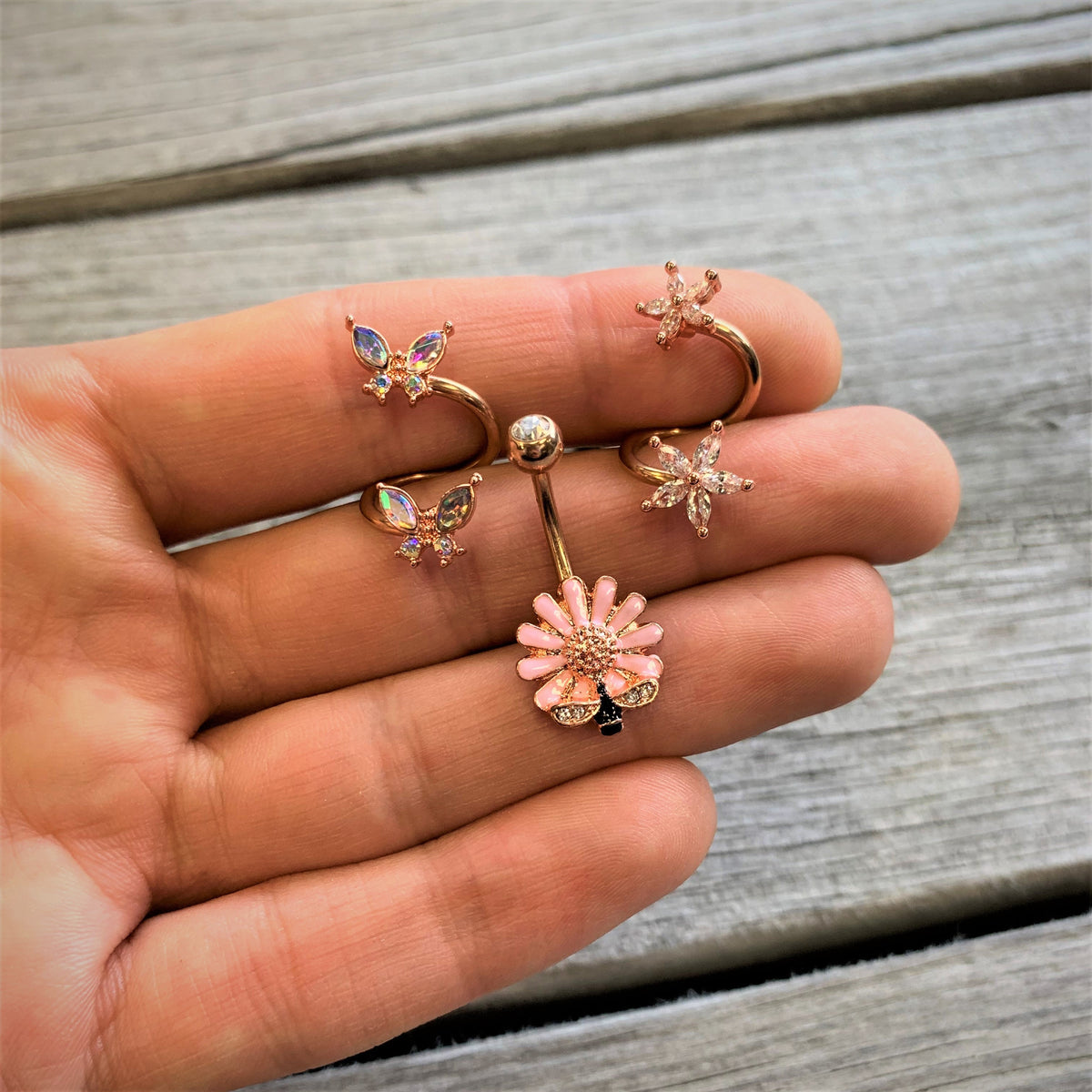 Clear Gem Rose Gold Tone Pink Daisy Bee Belly Ring