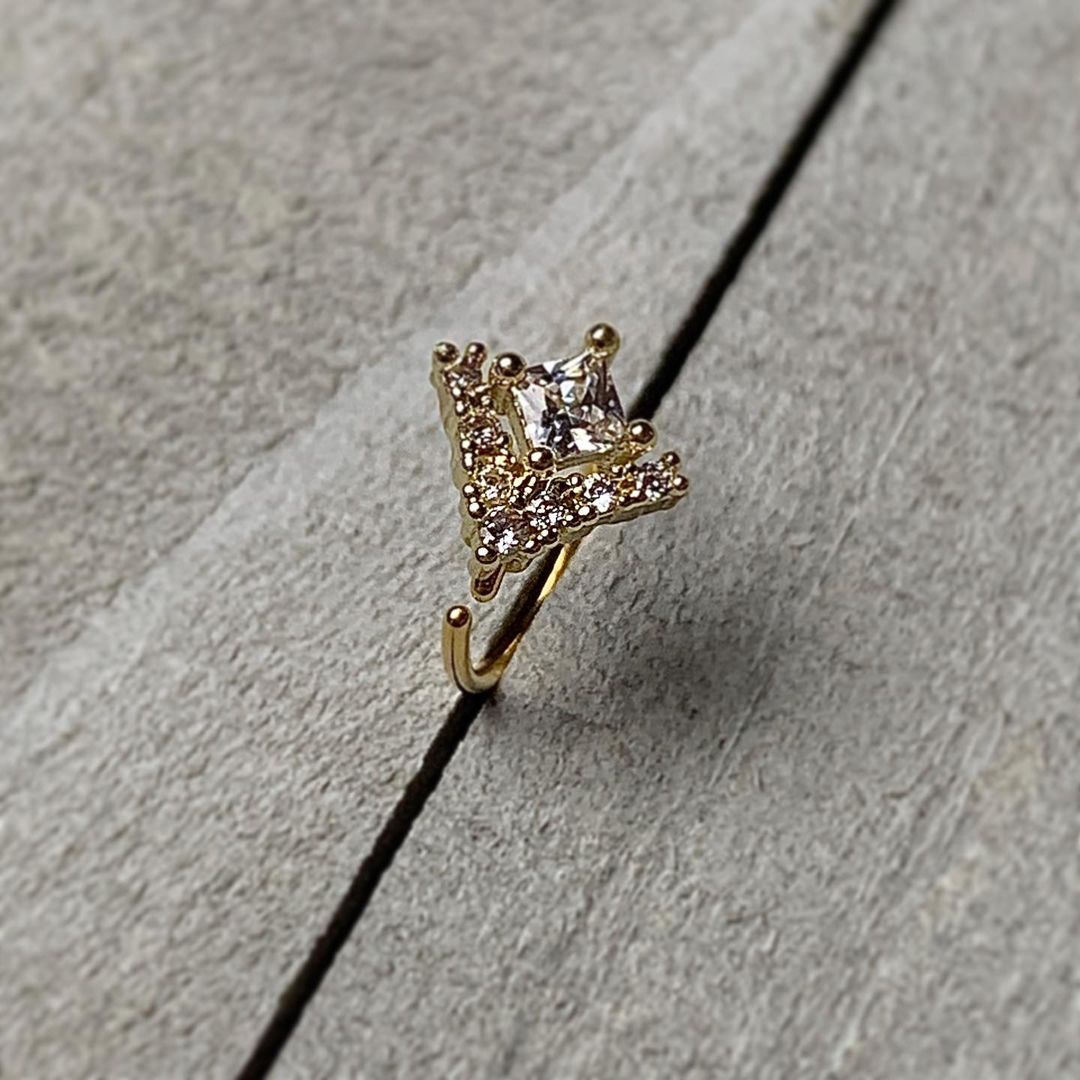 20G 5/16 Clear CZ Gem Gold Tone Chevron Nose Hoop