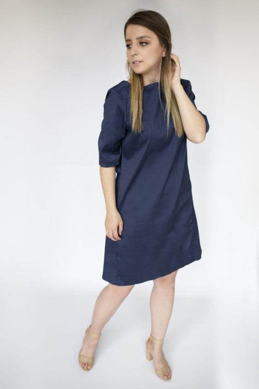 REVERSIBLE DRESS WITH A DEEP V OPENING