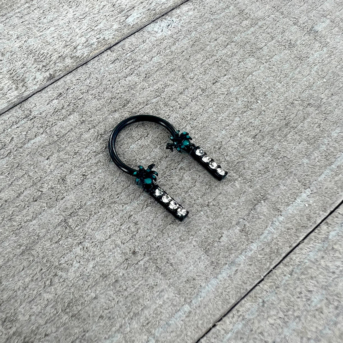 16G 3/8 Clear Gem Black Night Palm Tree Dangle Horseshoe