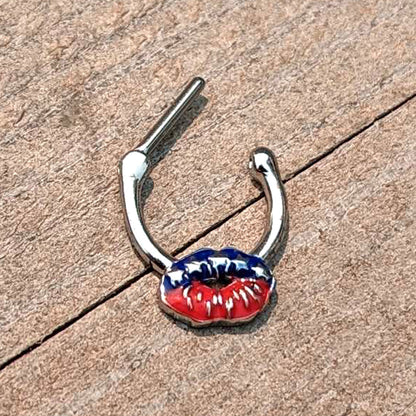 16G 5/16 Patriotic Kissy Lips Cartilage Clicker