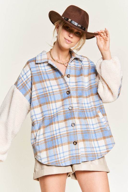 Multi plaid fuzzy sleeve jacket JJO1023
