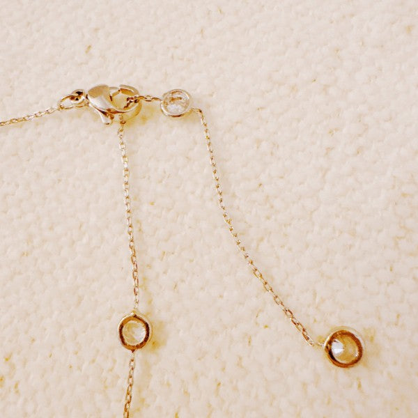A Dozen Of Bezel Sparkle Station Necklace