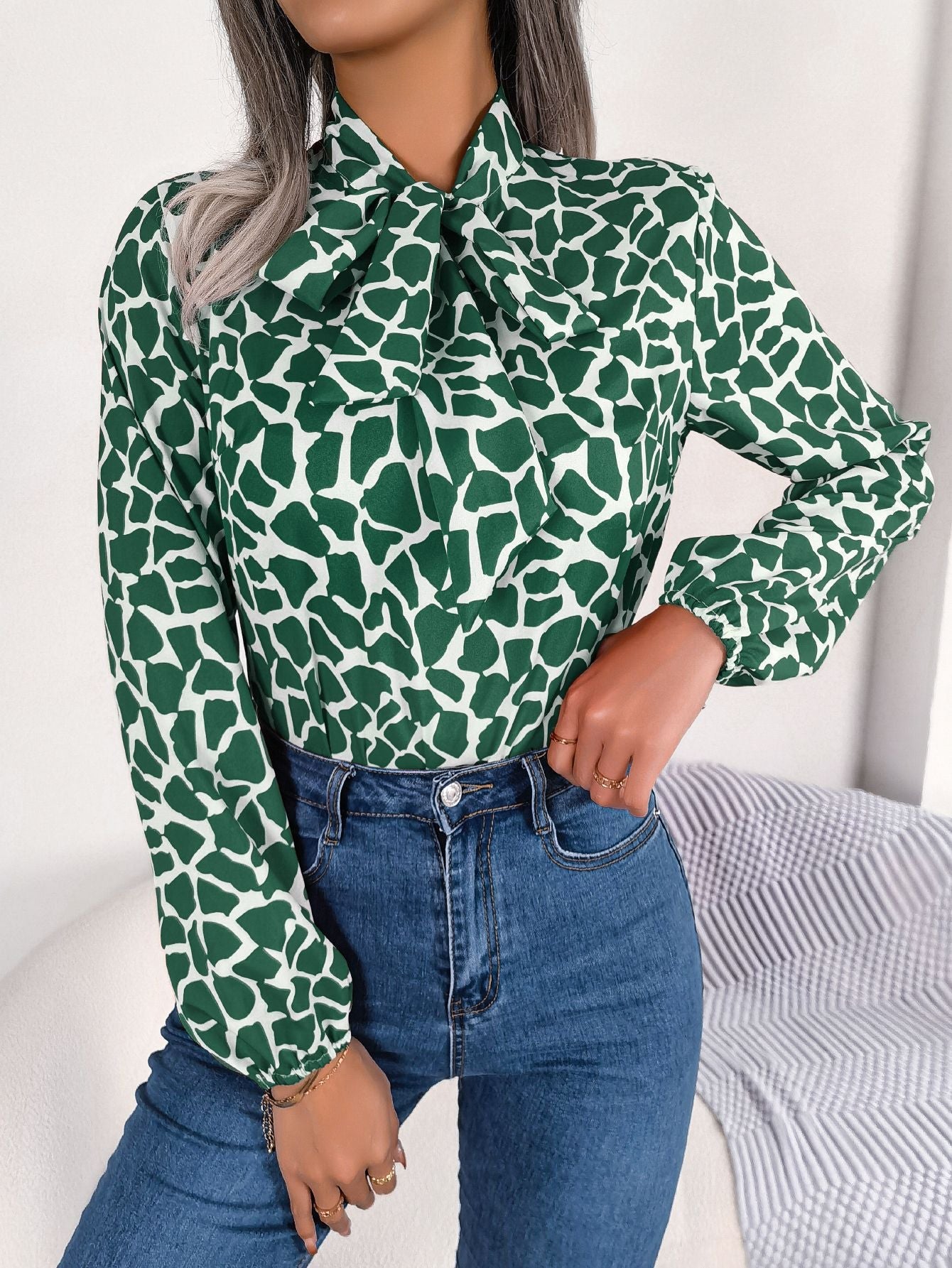 Autumn Winter Contrast Color Lace Up Lantern Sleeve Chiffon Shirt Top Women Clothing