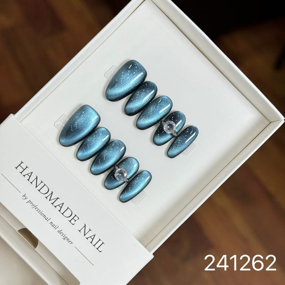 1028- Handmade press on nails fake nails removable