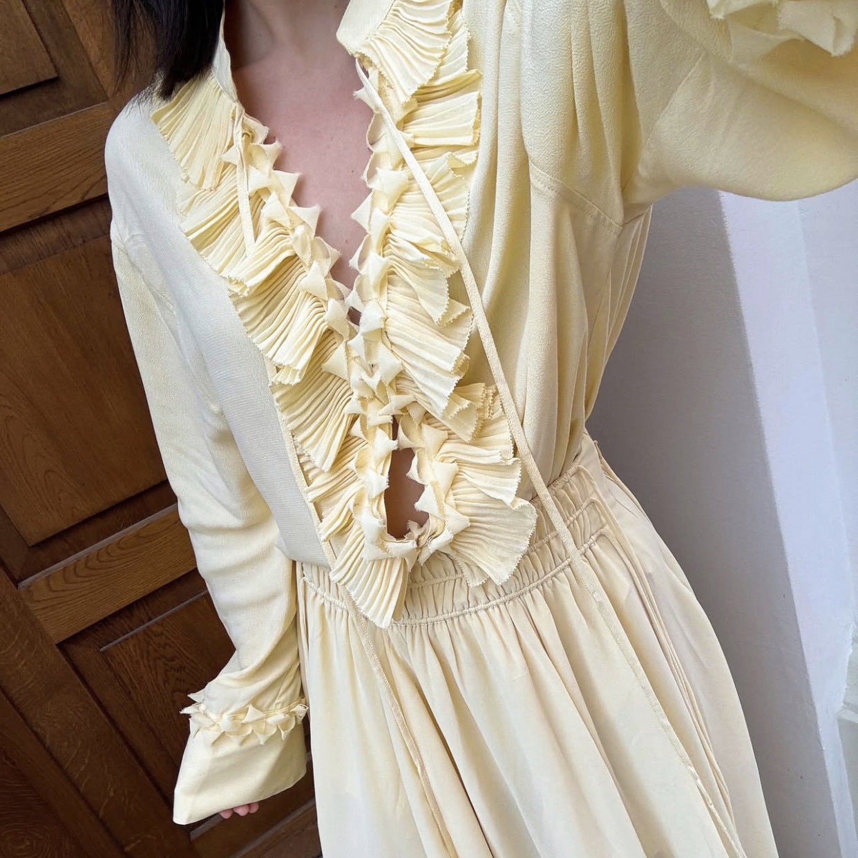 Summer Popular Pleated Lace Collar Top Palace Solid Color Long Sleeve Chiffon Shirt