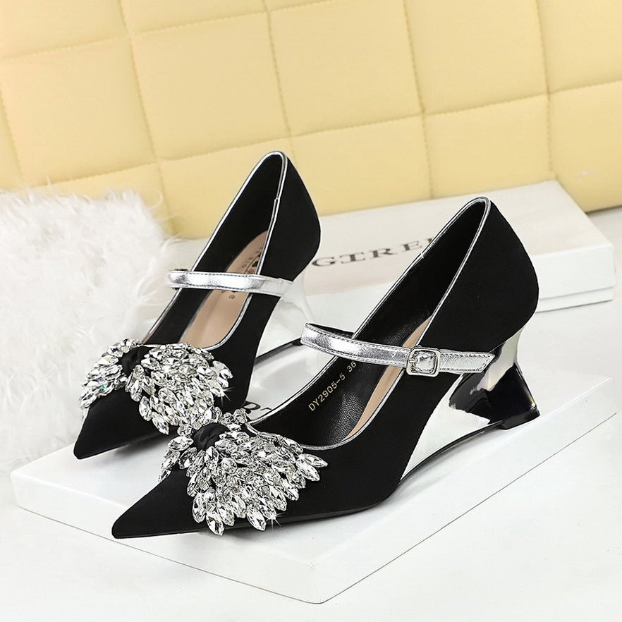 Light Luxury Pointed Toe Wedge Rhinestones Strap Bow Decoration Color Collision Design High Heel Pumps