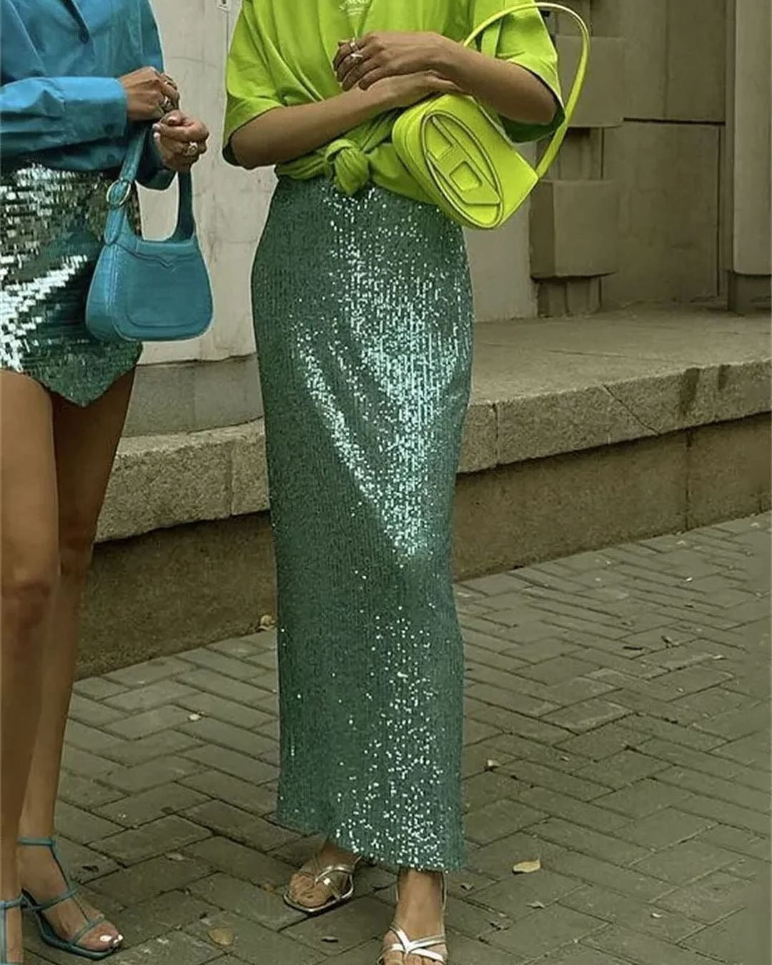 High Waist Slimming Sequined Skirt Women Elastic Waist Back Slit Elastic Straight Long Skirt