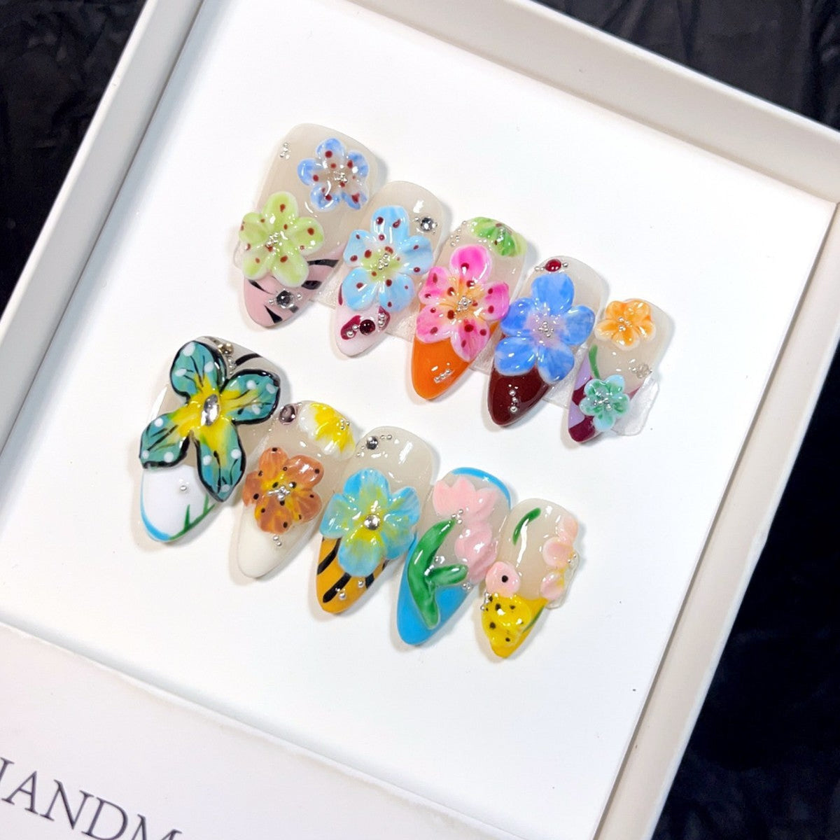 Handmade Flower Press-On Nails 100% handmade press on nails hand-carved color collision nail patch wearing nail piece Spice girl style