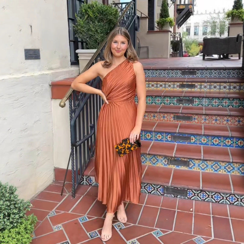 Dress Solid Color Waist Tight Sexy Elegant One Shoulder Diagonal Collar Pleated Dress Long Dress