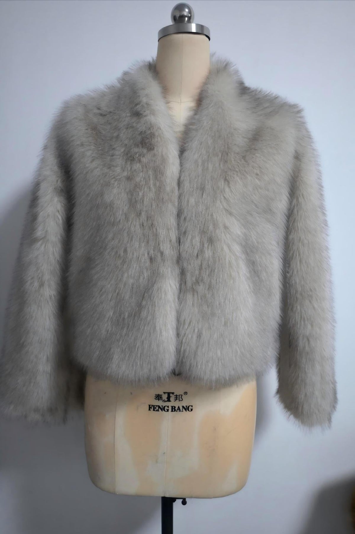 Fur V neck Artificial Fur Coat Short Fox Fur Fur Coat Fluffy Plush Women Clothing