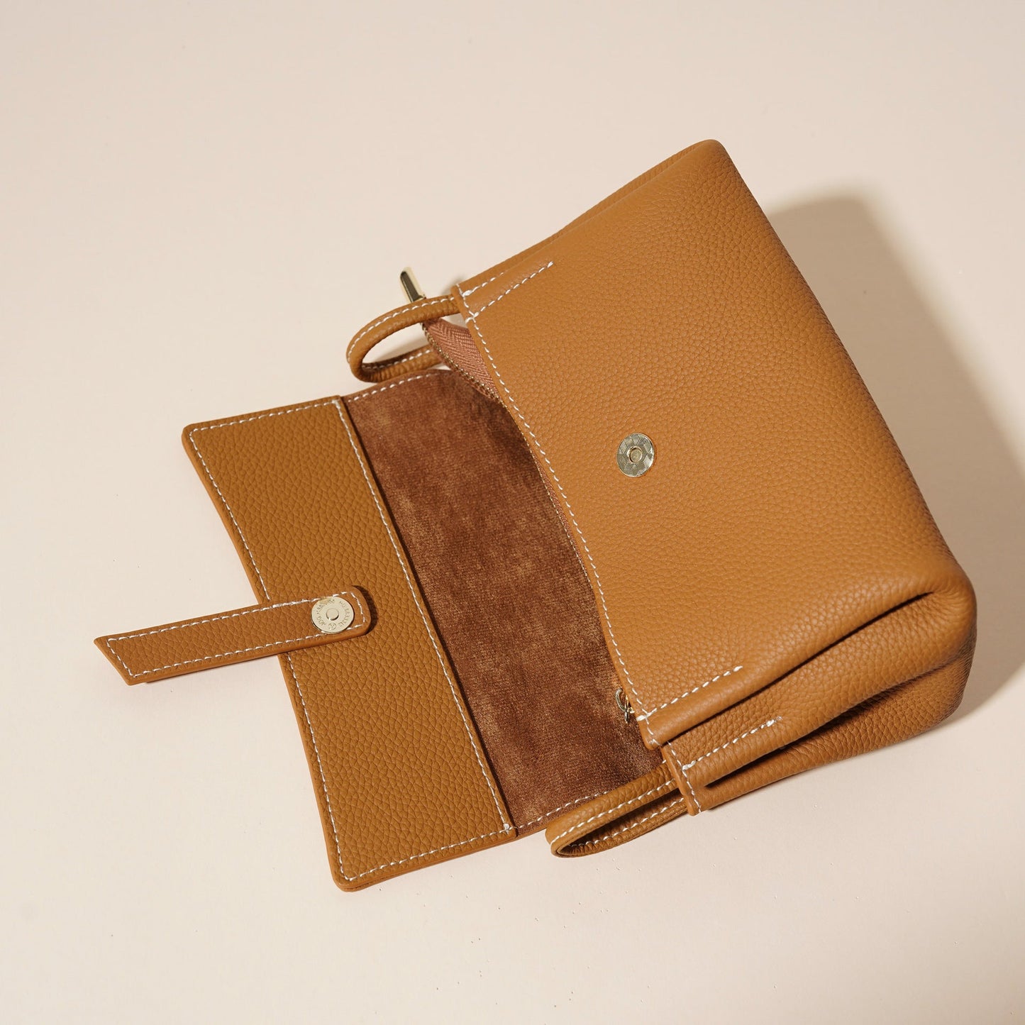 Genuine Leather Women's Bag, Cowhide Small Shoulder Bag, Soft Leather Versatile Simple Solid Color Shoulder Messenger Bag, Small Crossbody Bag for Women with Flaps